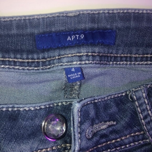 Boot Cut Jeans - Picture 3 of 4